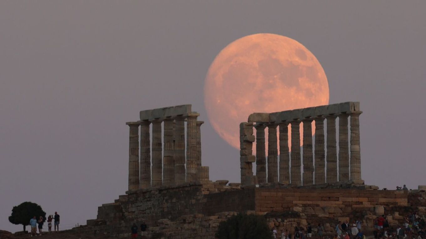 rwB